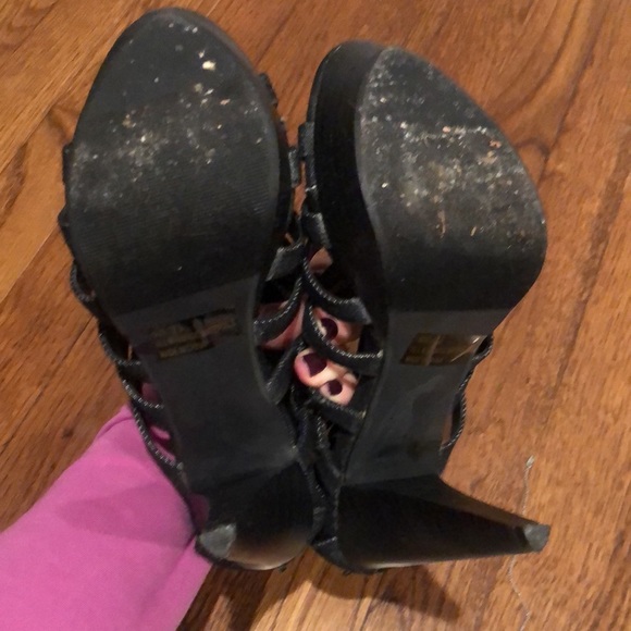 🛍 4/$20 - Qupid Like New Dark Blue Denim High Heel Sandals - Picture 6 of 7